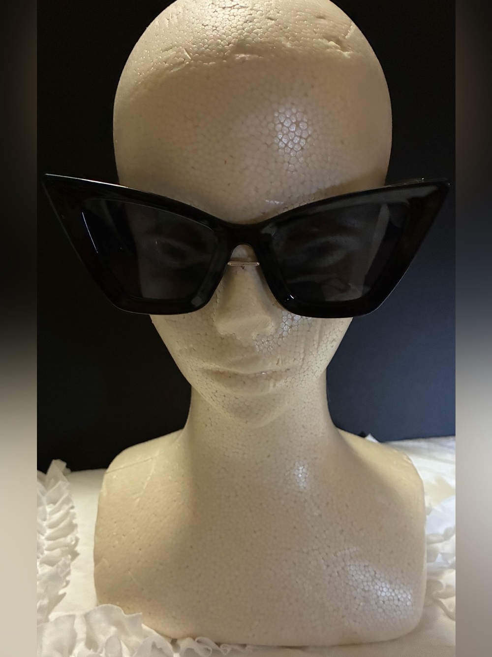 Cat eye dark sunglasses